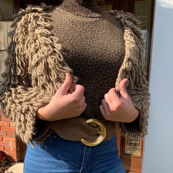 Cropped Cardigan - Picture 2 of 8